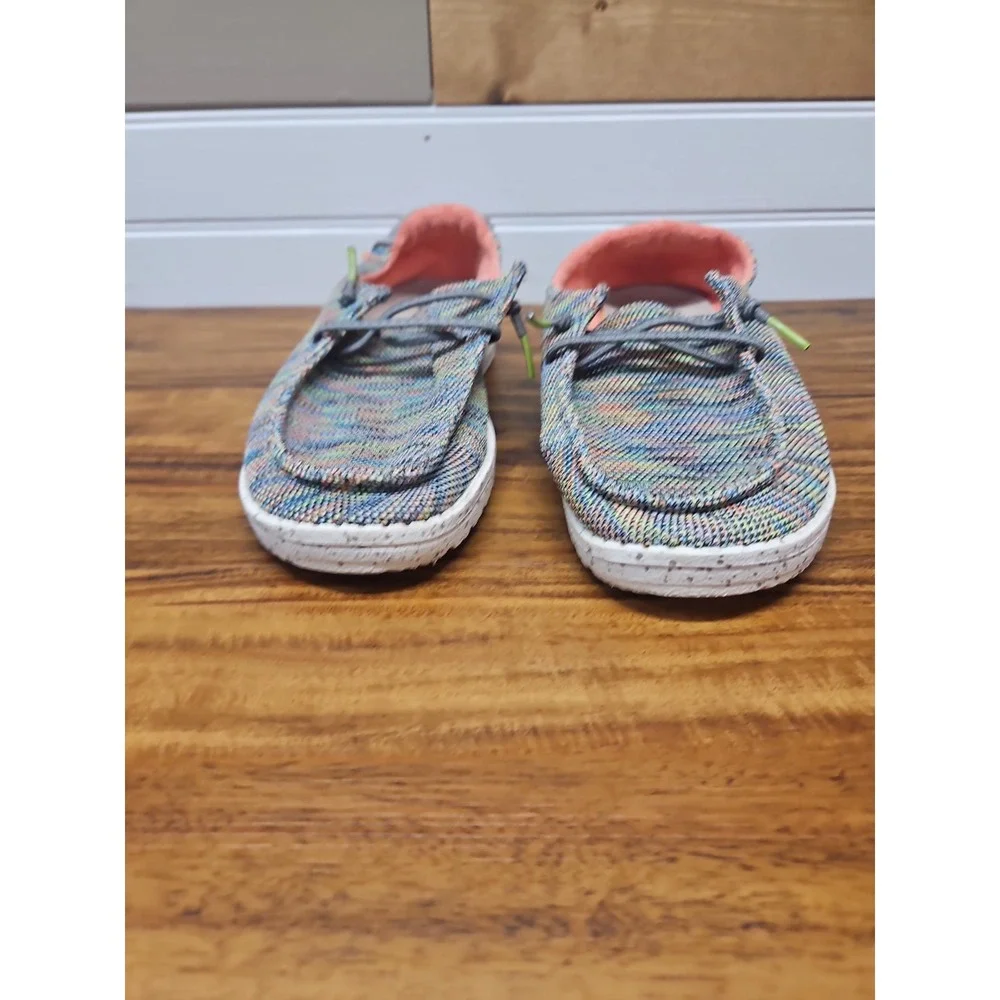 Hey Dude Wendy Sox Women's Size US 5 Slip On Shoes Peacock Pink Youth Girl